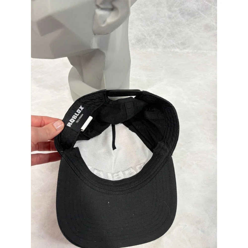 Roblox Boys Graphic Snapback Hat Black Multi Character Embroidered Cap SB78WJRBX